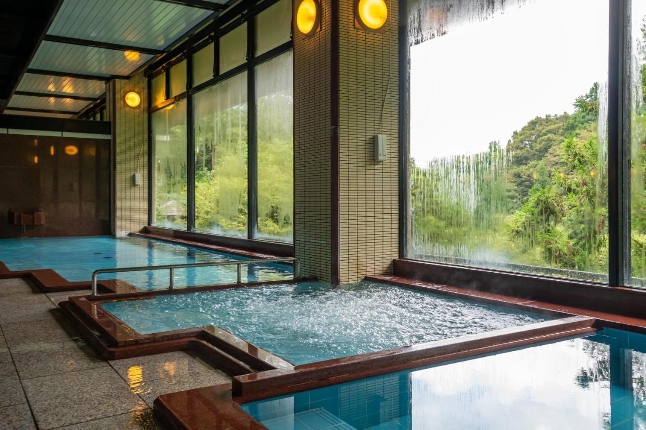 Yamanaka Onsen Hanatsubaki Кага Экстерьер фото