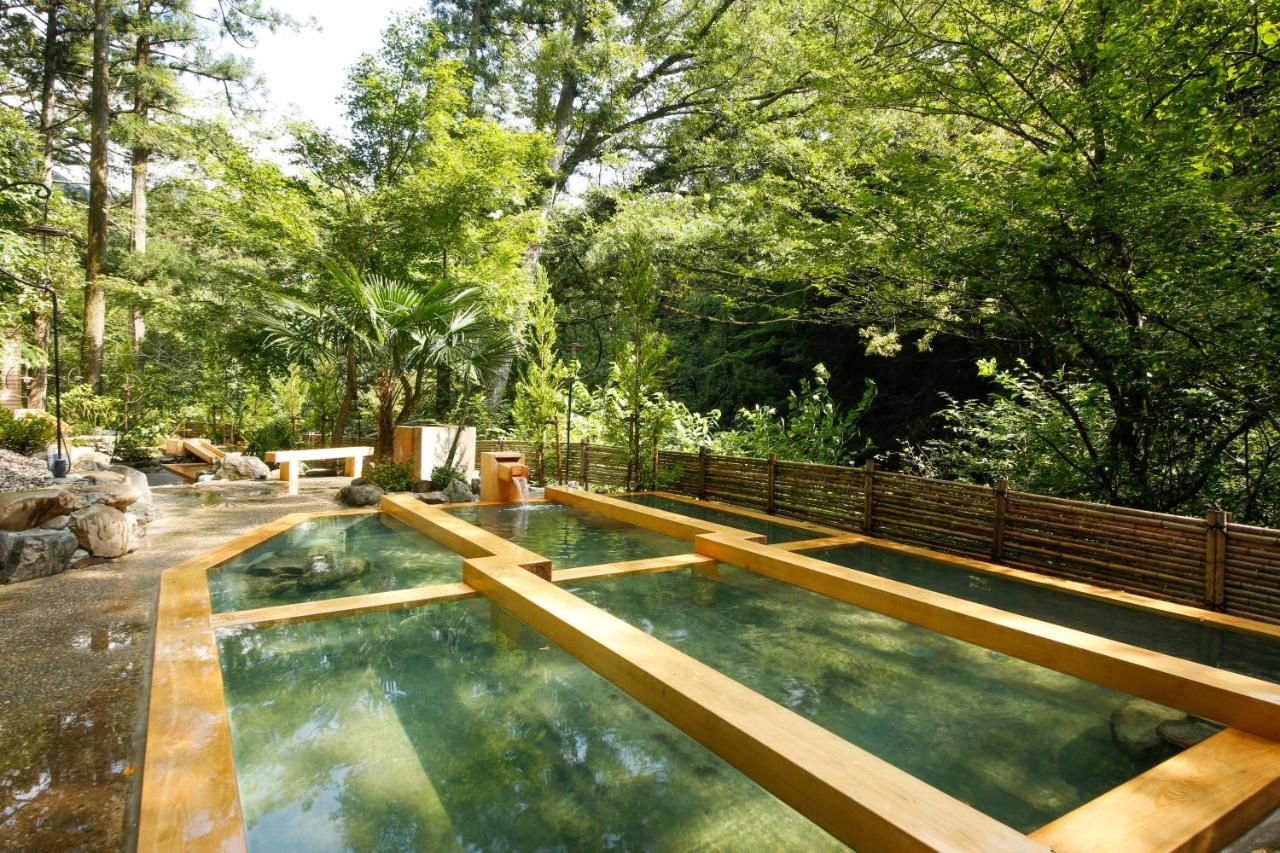 Yamanaka Onsen Hanatsubaki Кага Экстерьер фото