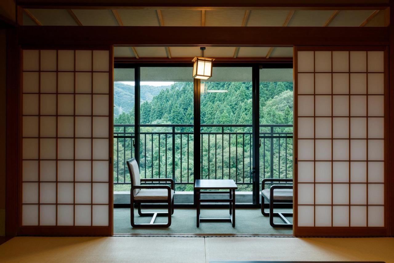 Yamanaka Onsen Hanatsubaki Кага Экстерьер фото