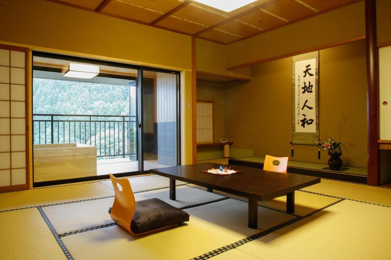 Yamanaka Onsen Hanatsubaki Кага Экстерьер фото